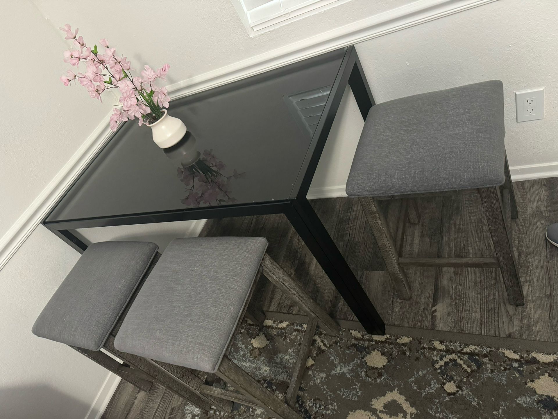 Black Glass Dining Table w/3 seats