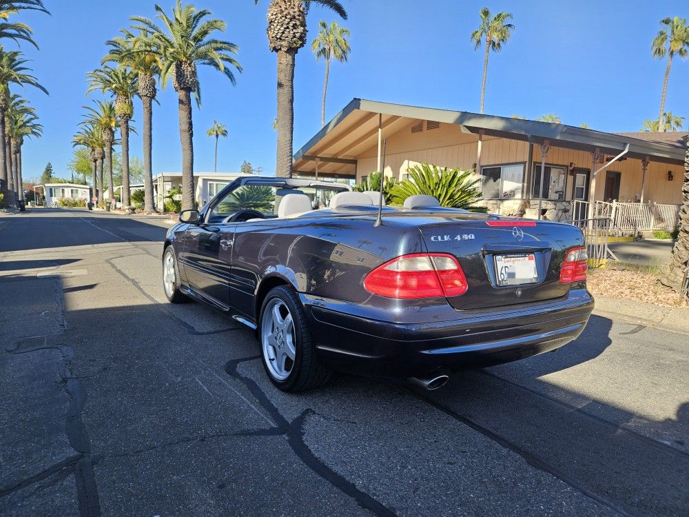 2002 Mecerdez Benz CLK430 AMG