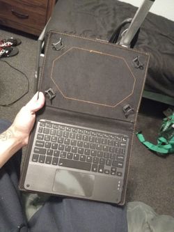 Tablet keyboard case