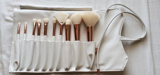 La Beaute Soi 10 Piece Makeup Brush