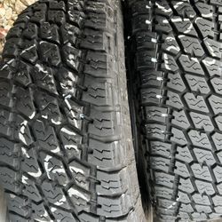 245-75-17 Nitto LT