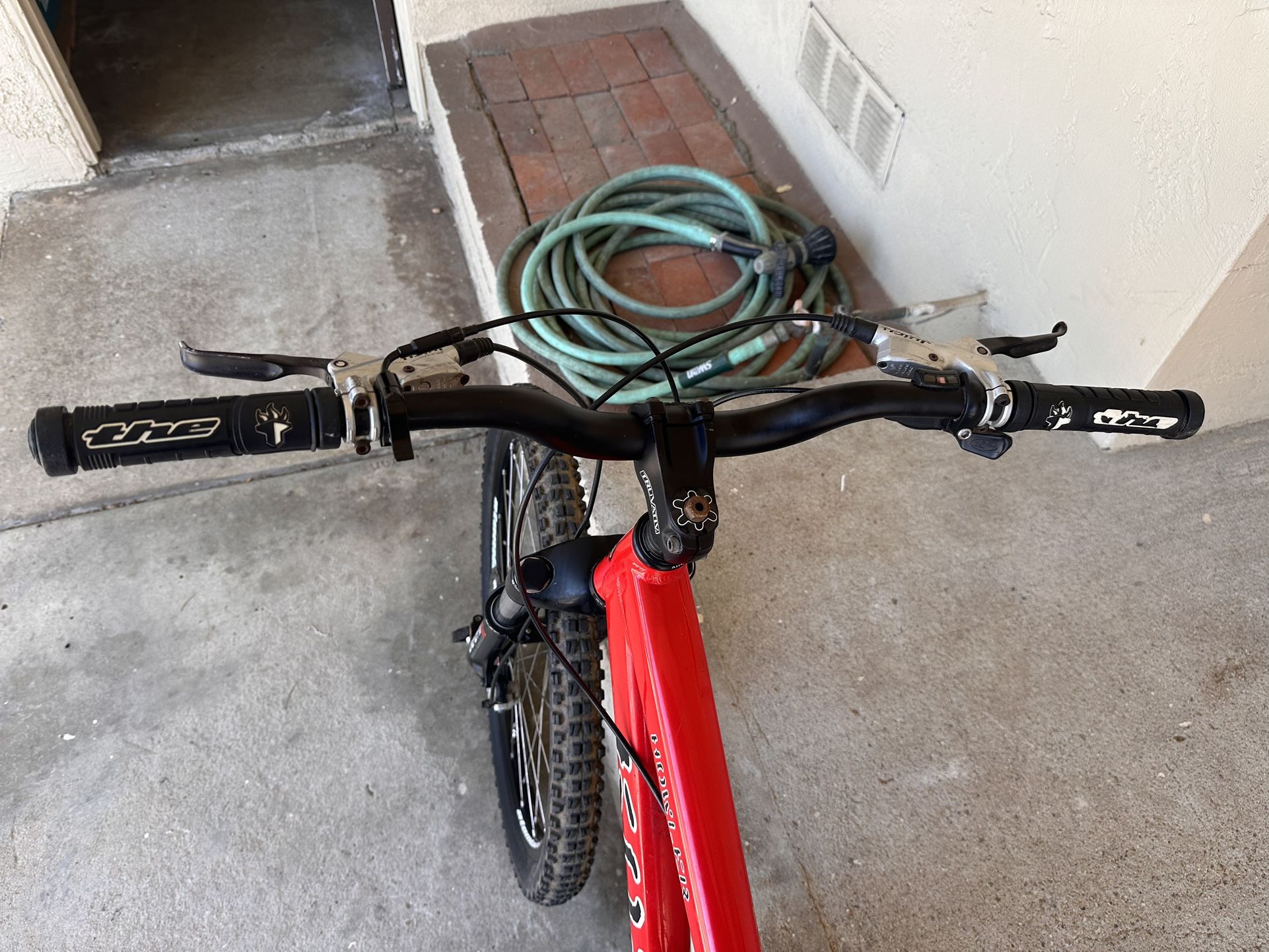 Kona Howler Mountain bike for Sale in San Diego, CA - OfferUp