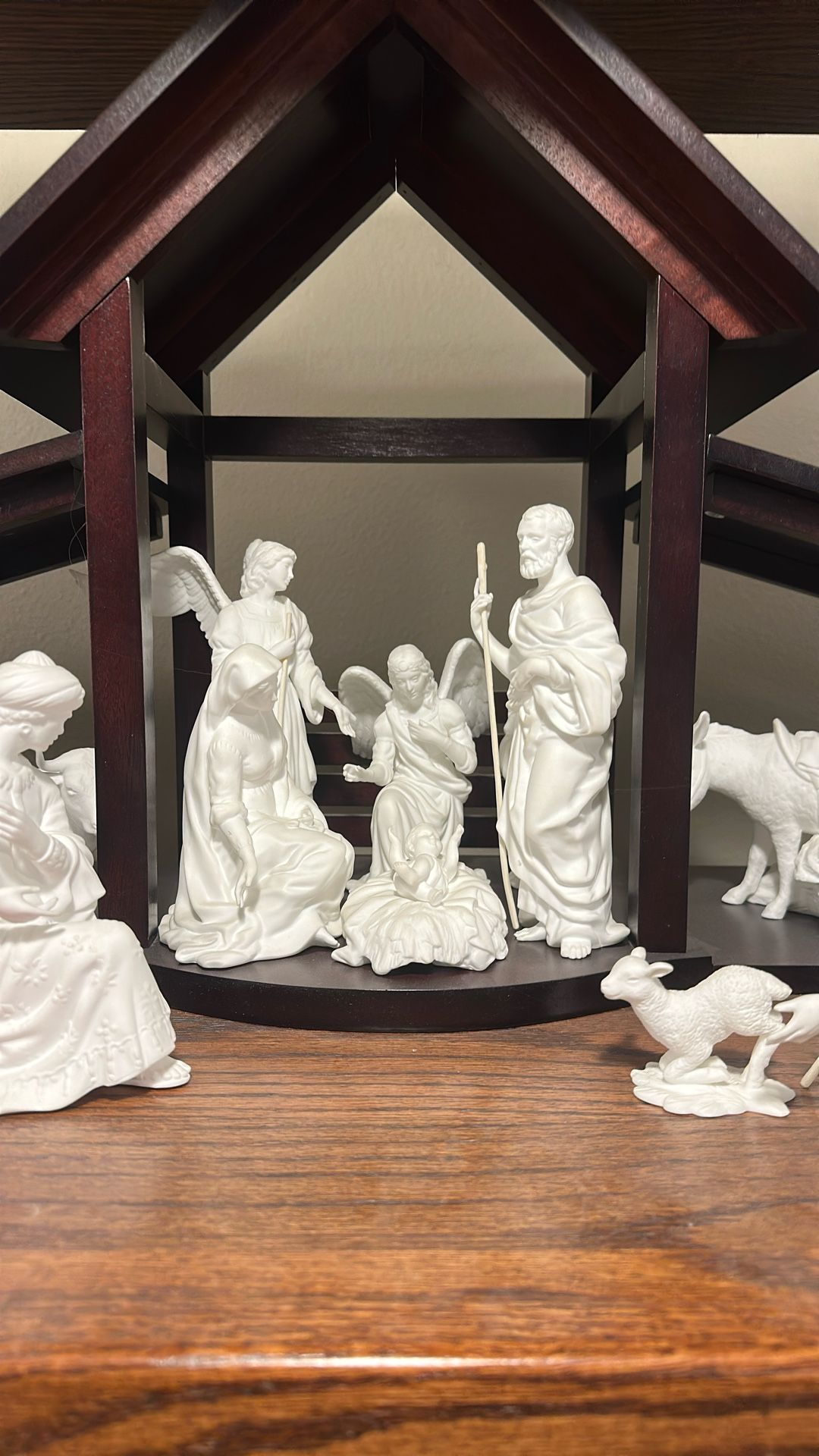 Lennox Bone White Set Nativity