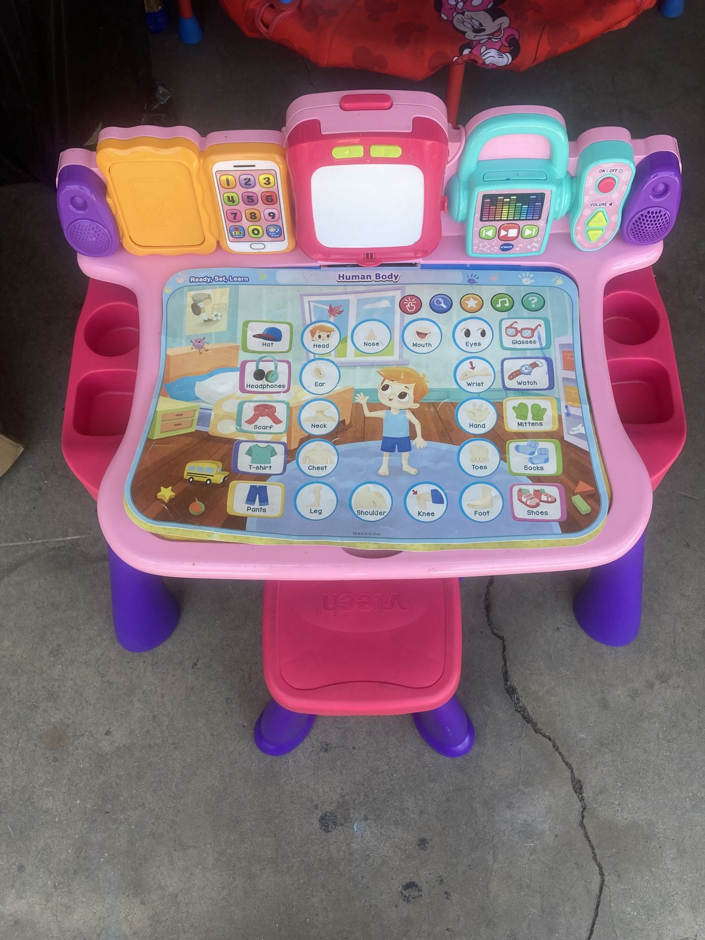 Children’s Touch And Learn Activity Desk