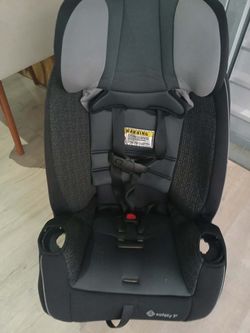 CAR SEAT