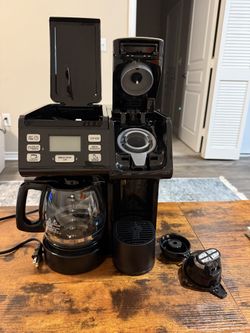 Hamilton Beach FlexBrew Trio Coffee Maker – K-Cup, Ground Coffee & 12-Cup Carafe