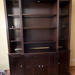 Stanley Wood Office Furniture  Desk/Credenza