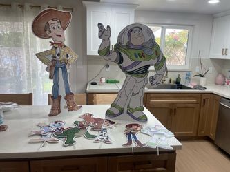 Tot story cut out