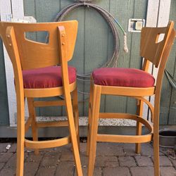 Tall Bar Chairs With backs