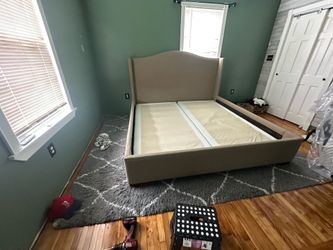 King size bed