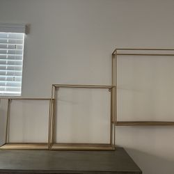 Wall Shelf’s