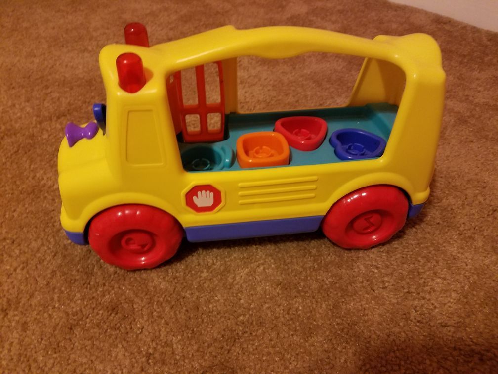 COLLECTIBLE Playskool "Wheels" the Bus