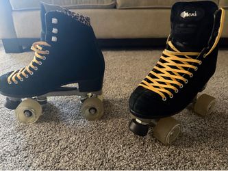 Moxi Panther roller skates W8