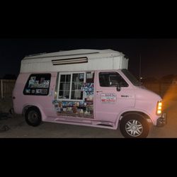 ice cream truck 