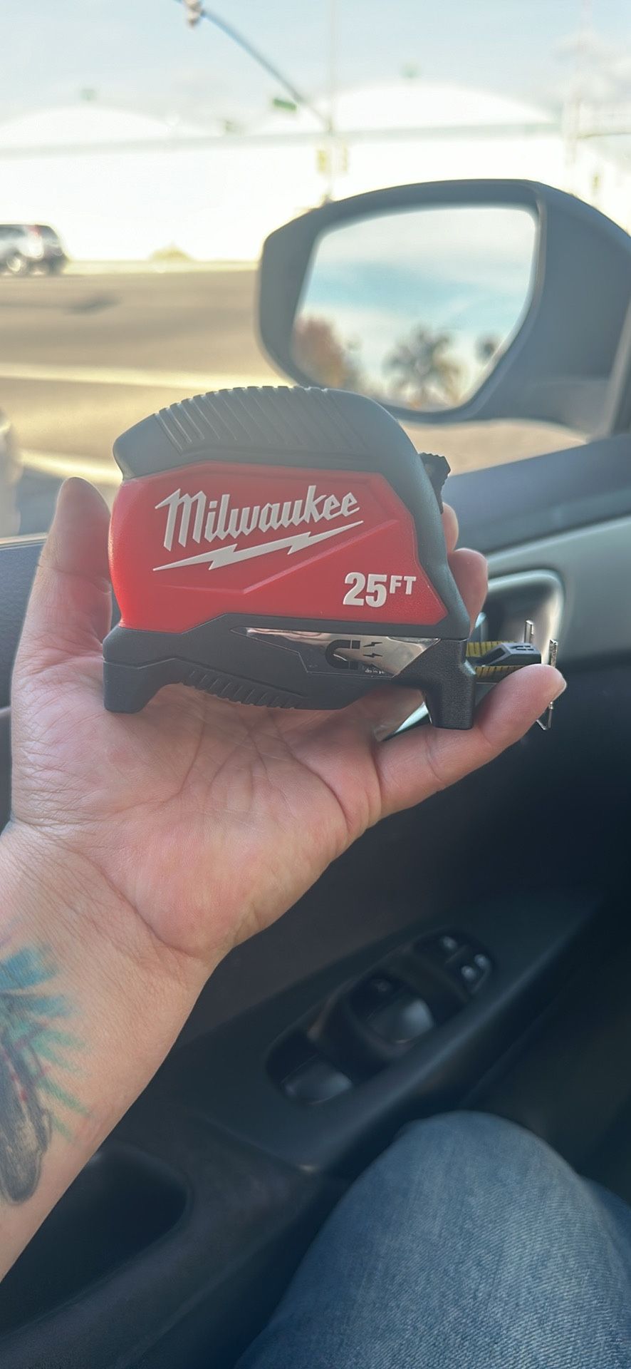 Milwaukee 25 Ft tape measure
