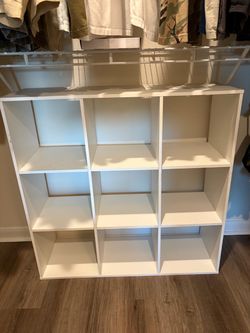 White 9 cube storage shelf