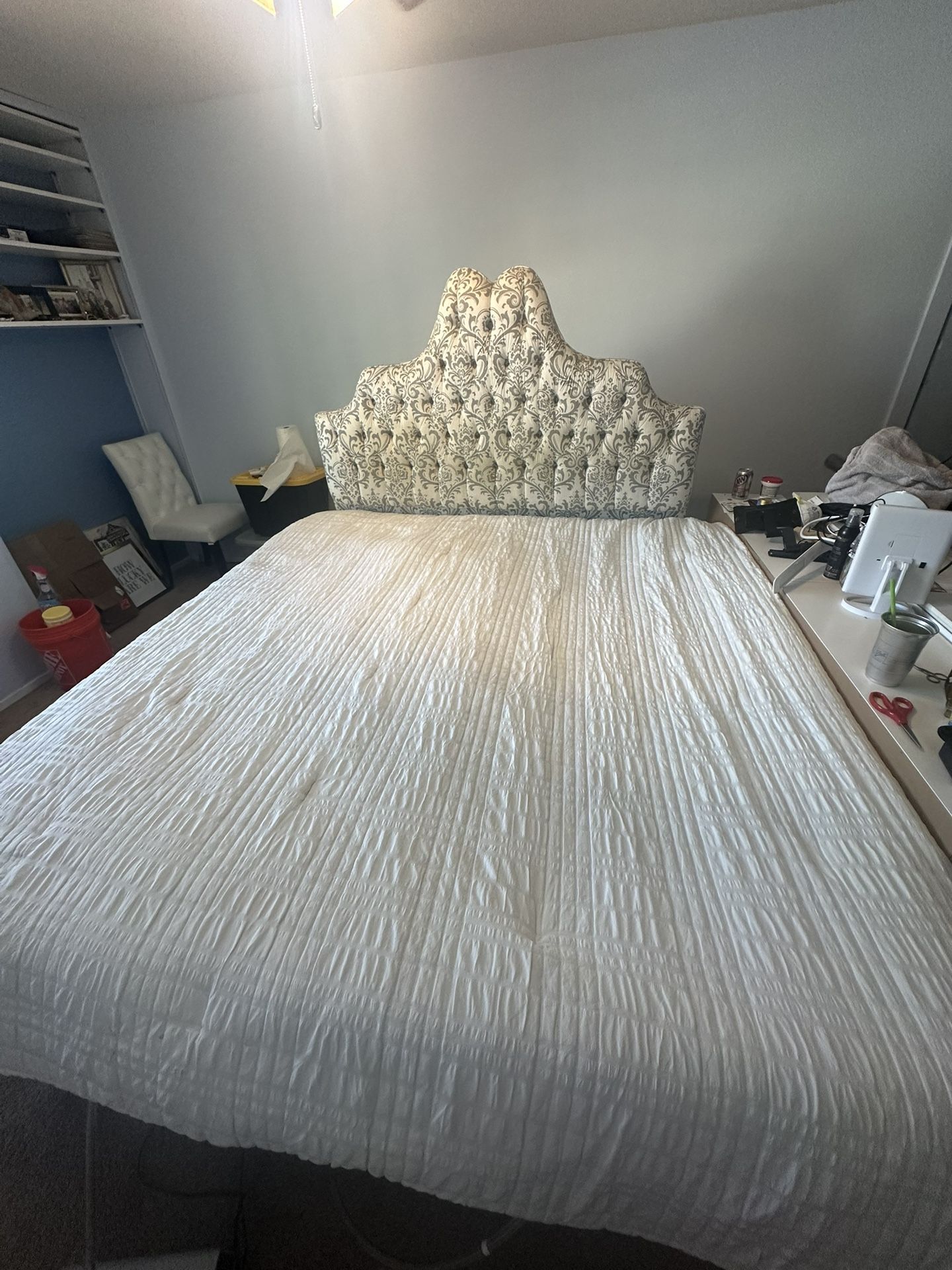 Sleep Number M7 Mattress And Bed frame And Head Board