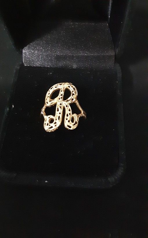 14KT SOLID GOLD "R" INITIAL RING