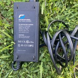 Onewheel Pint charger