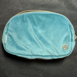 LuLu Lemon Belt Bag