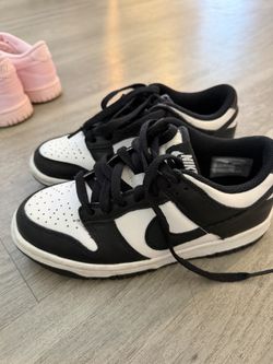 Nike Dunks size 3.5 Y like New