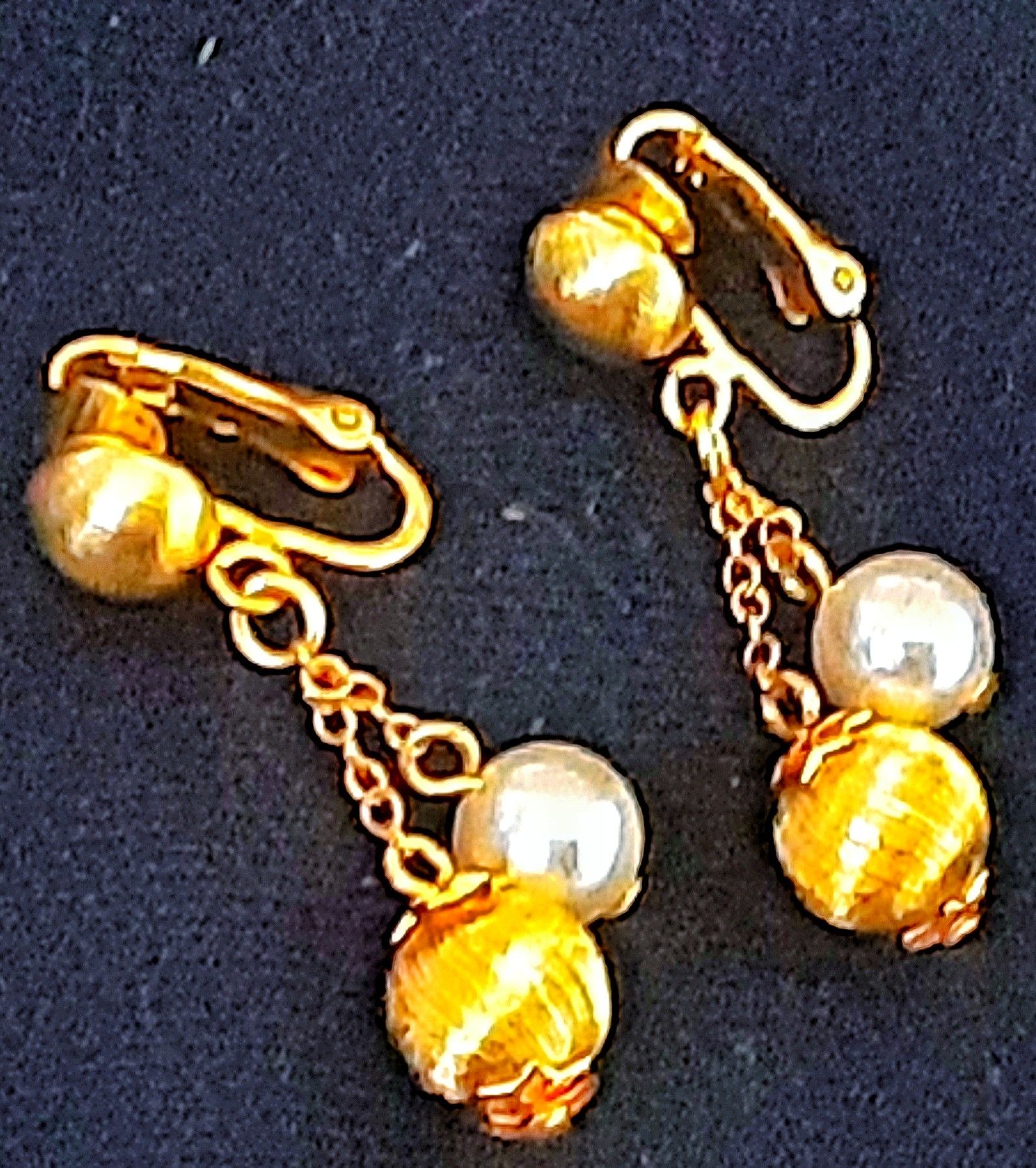 1.5" L Goldtone clip on 1960s gold dangle ball and pearl earrings