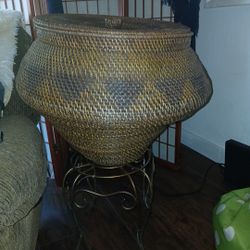 Beautiful Snake Basket Needs A Nice Home 