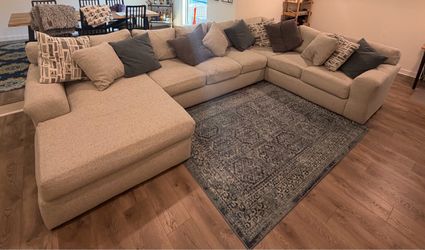 Belmont 3 piece Sectional