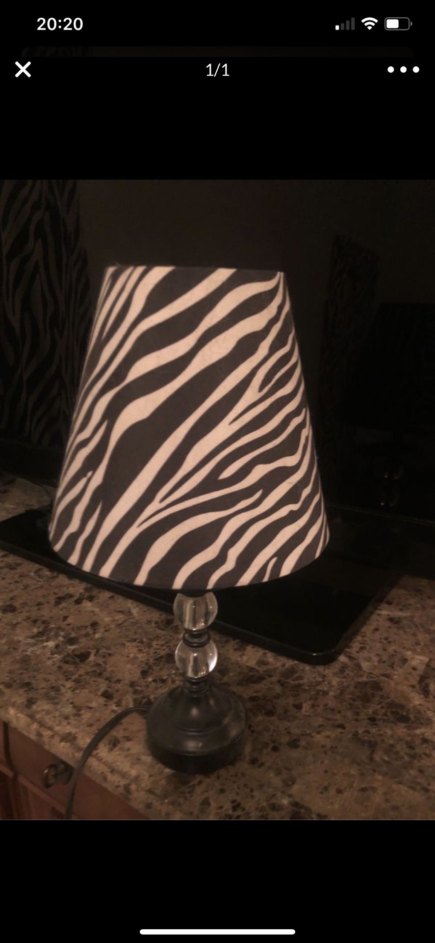 Zebra bedroom/bathroom decor