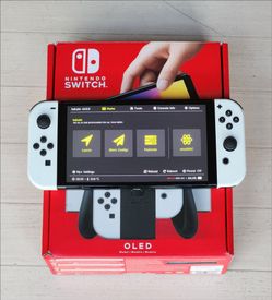 Nintendo Switch OLED with 250 Games
