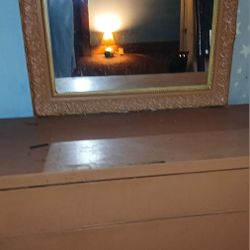 Dresser Older Style 3 Drawers