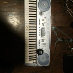 Yamaha Electric Piano 61 Keys