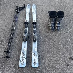 Women’s Skis, Boots, Poles (Nordica, Vokl, Scott)