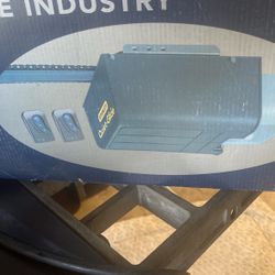 Stanley Quiet Glide Garage Door Opener NEW!