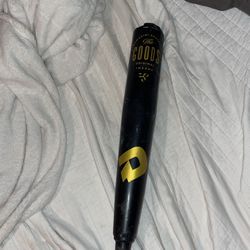 Demarini Goods Bat