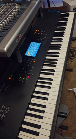 First generation, yamaha m o d x 88