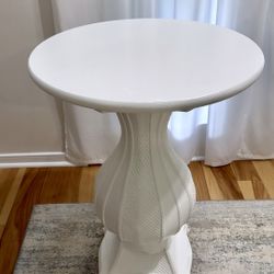 Beautiful Decorative Table - Great for Events or Home Decor 