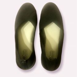 Cliffs shoes by White Mountain flats size 9.5 
