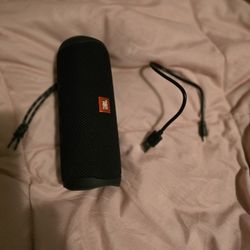 Jbl Flip 5 Portable Speaker 
