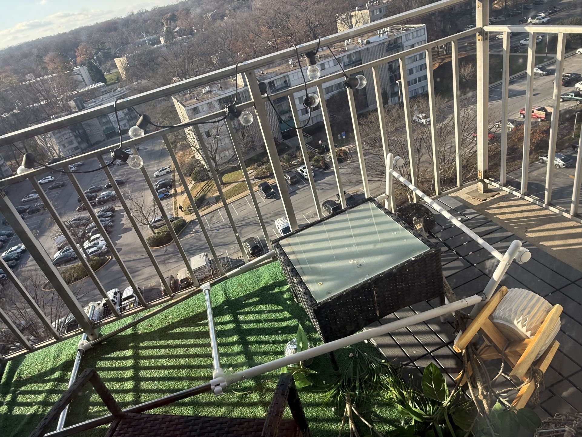 Balcony Table Chair , Grass