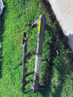 Bike rack with hitch