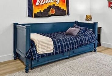 Day bed with trundle-navy blue
