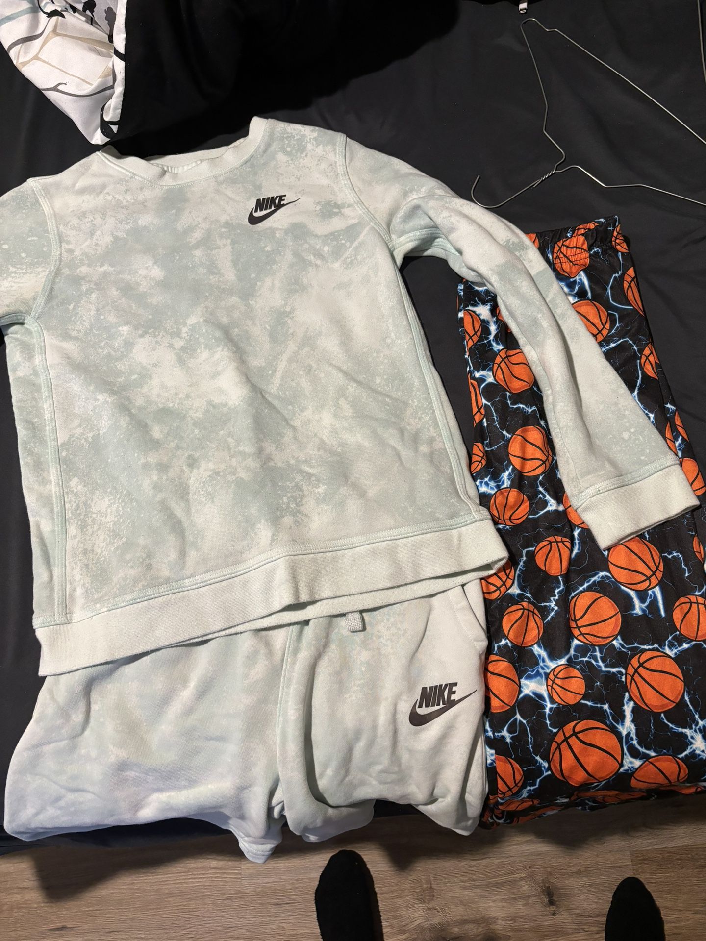 L Nike Sweatshirt & Shorts (In kids) & Basketball Pajama pants (size 10-12)
