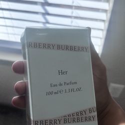 Burberry Her