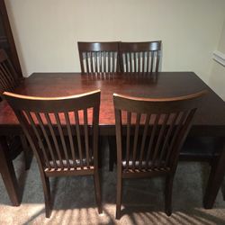 Dining Room Table 