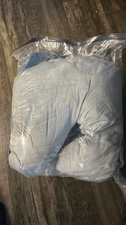 Pregnancy pillow