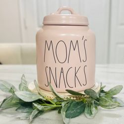 RAE DUNN MOM SNACKS CANISTER