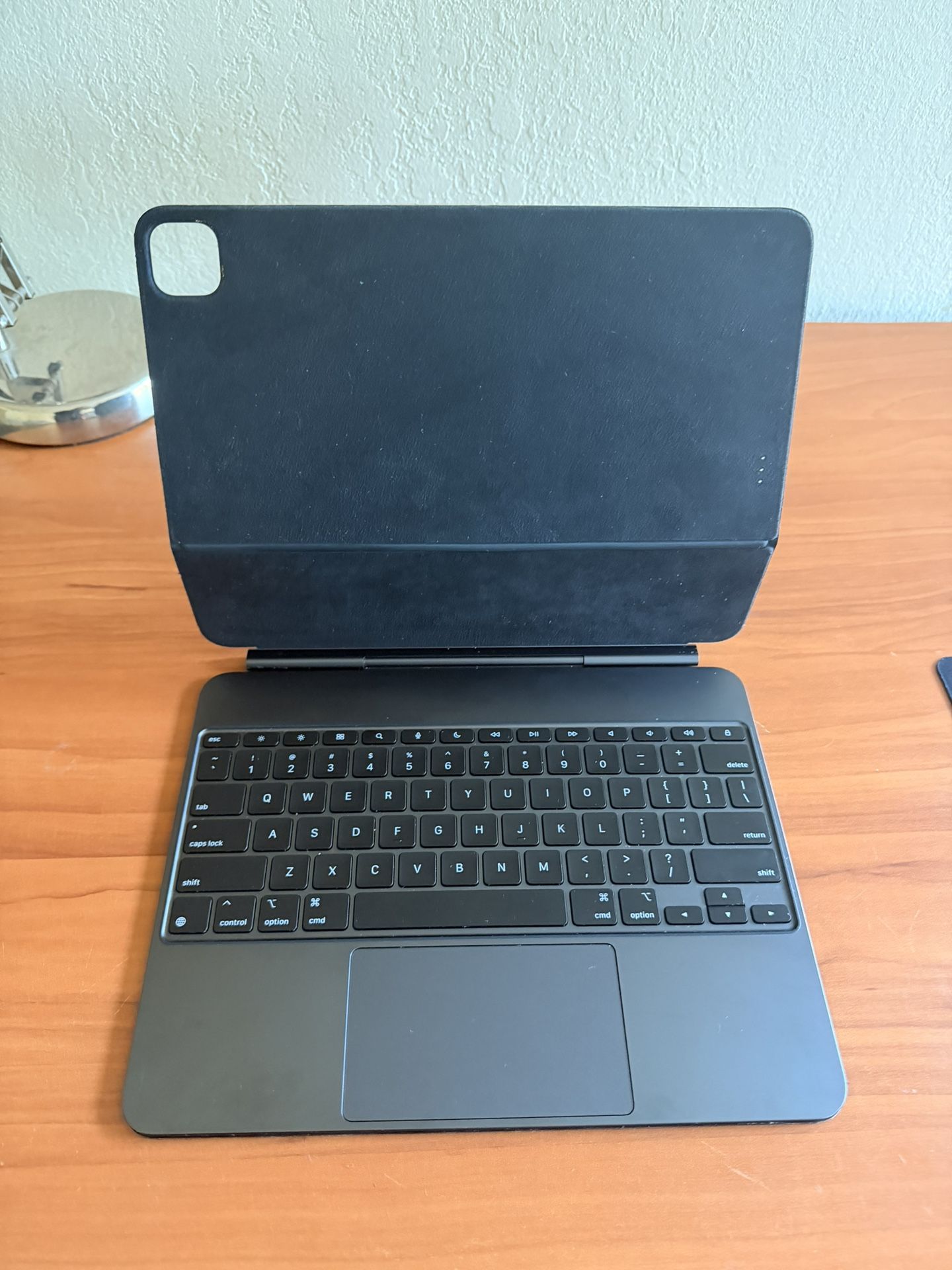 Apple - Magic Keyboard - 13 inch iPad Pro M4 & M5