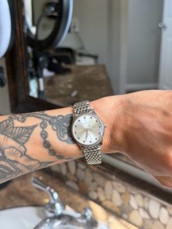 Gucci watch women’s