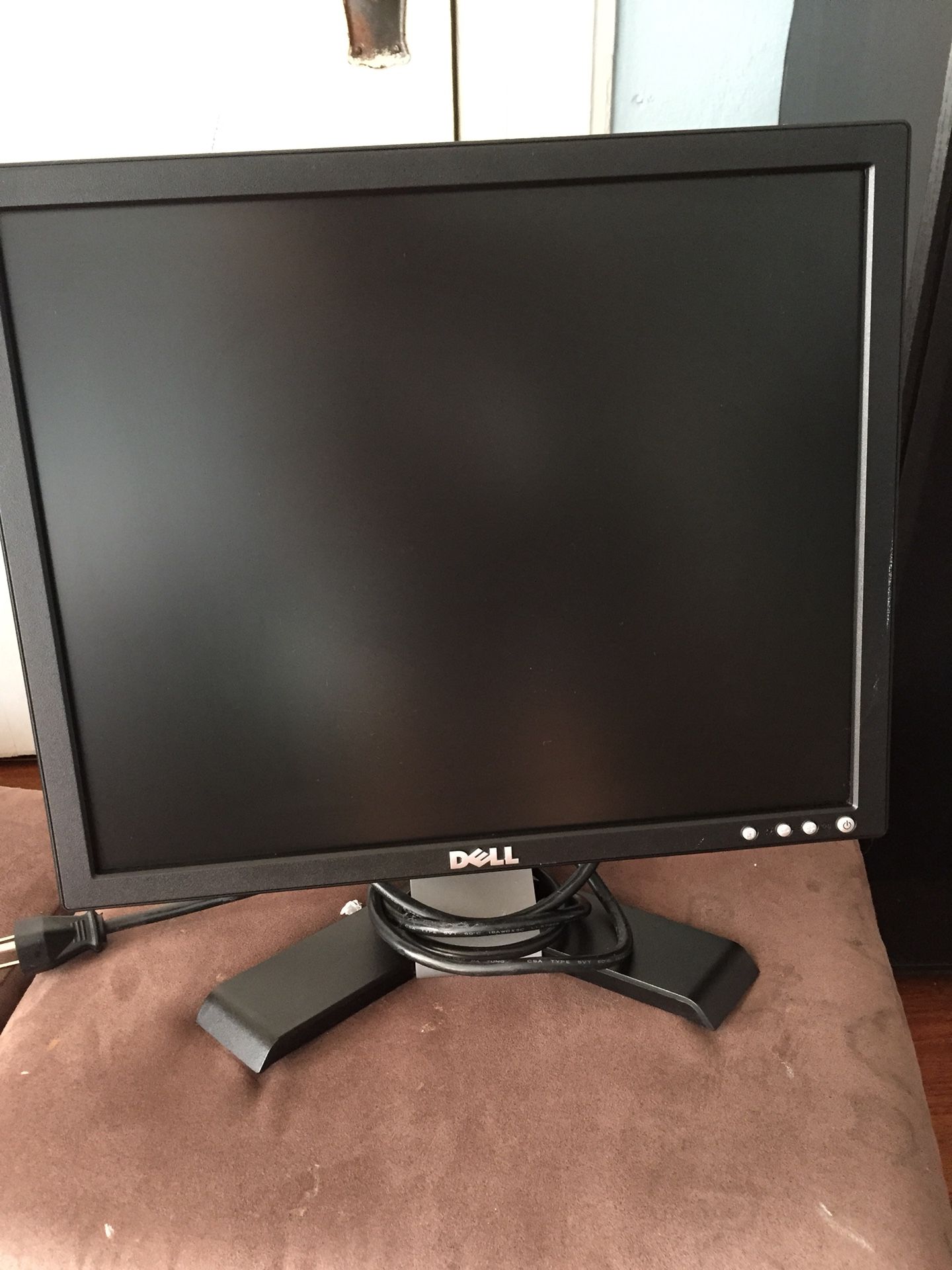 Dell computer monitor
